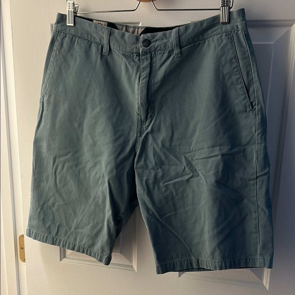Volcom Blue Flat Front Shorts Casual Style 10”
